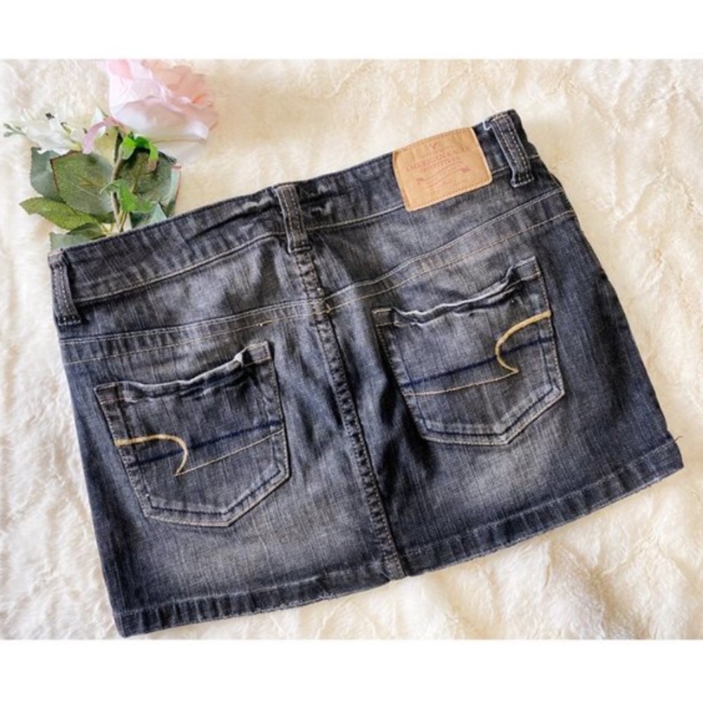 American Eagle Dark Grey Denim Skirt Size 6